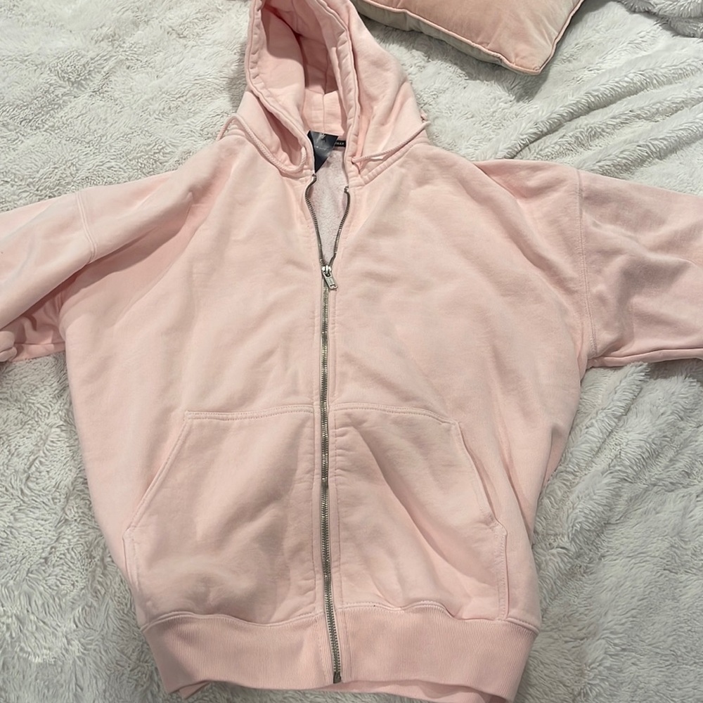 Brandy Melville oversized pink zip up brand new with tags!
